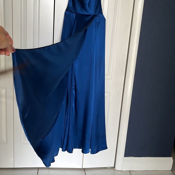 Galina Signature blue dress from David’s Bridal. Size 0. With pockets - Picture 6 of 11